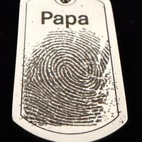 Ketting met vingerafdruk en de tekst Papa